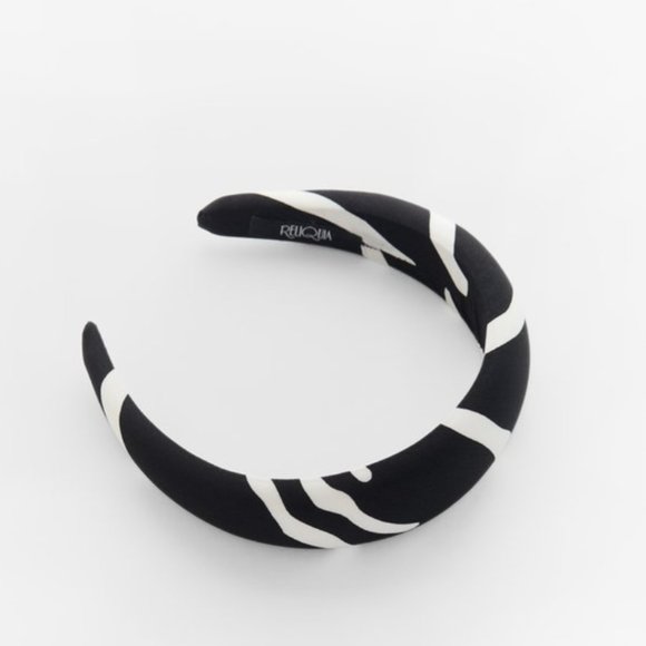 Valet Studio Annalise Headband in Black - Picture 2 of 9